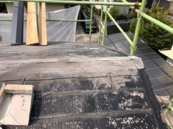屋根の棟板金補修工事