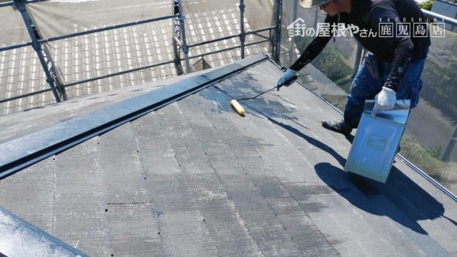 屋根下塗り 塗装工事
