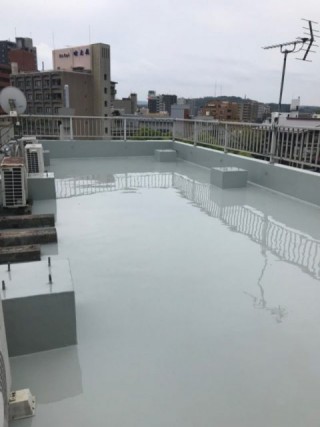 上塗り塗布 ウレタン防水