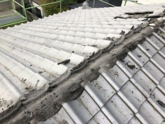 鹿児島市屋根の葺き替え 棟部分撤去