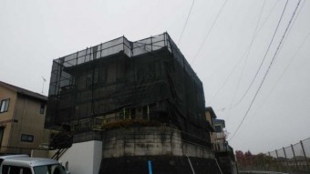 鹿児島市屋根・外壁塗装工事の様子