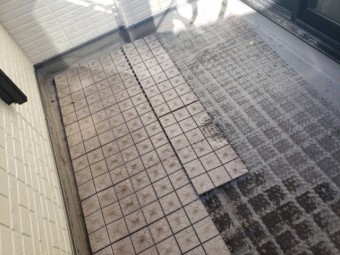 ベランダの修理前の様子