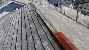 棟板金撤去の様子
