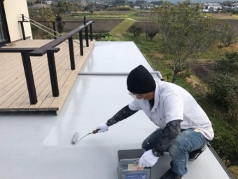 ベランダ防水工事中の様子