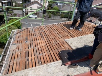 鹿児島市の葺き替え工事撤去の様子