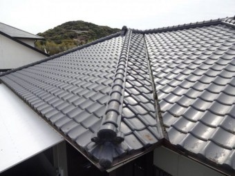 鹿児島市 セメント瓦の屋根