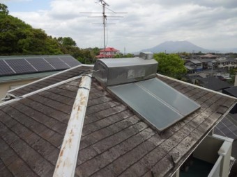 コロニアル屋根の劣化の様子