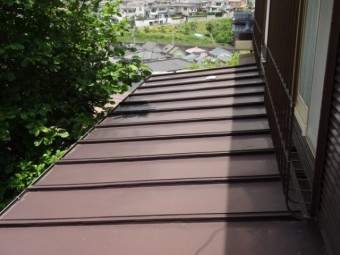 板金屋根の様子