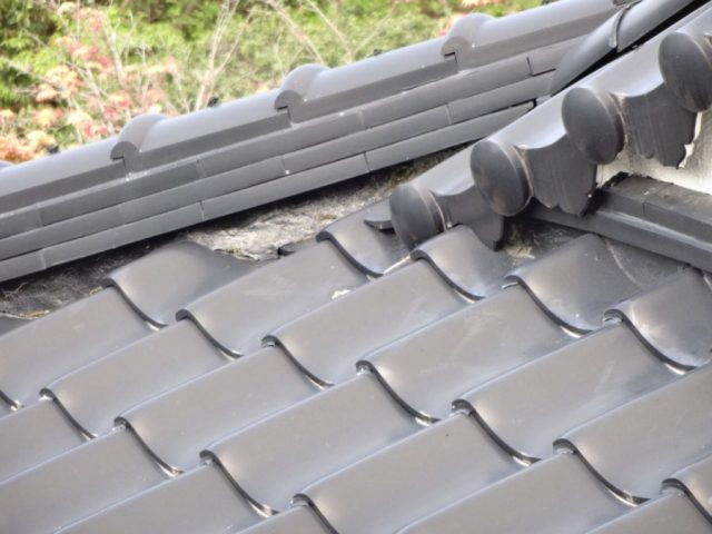 屋根の漆喰傷み補修