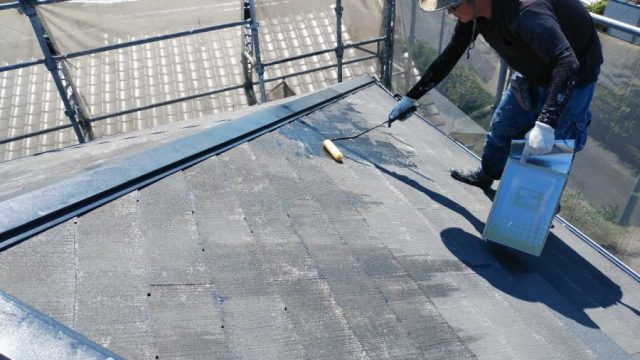 屋根下塗り 塗装工事